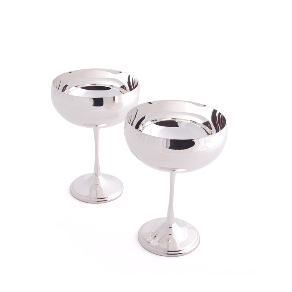 Stainless steel ice cream cup. (MUN 1111015)