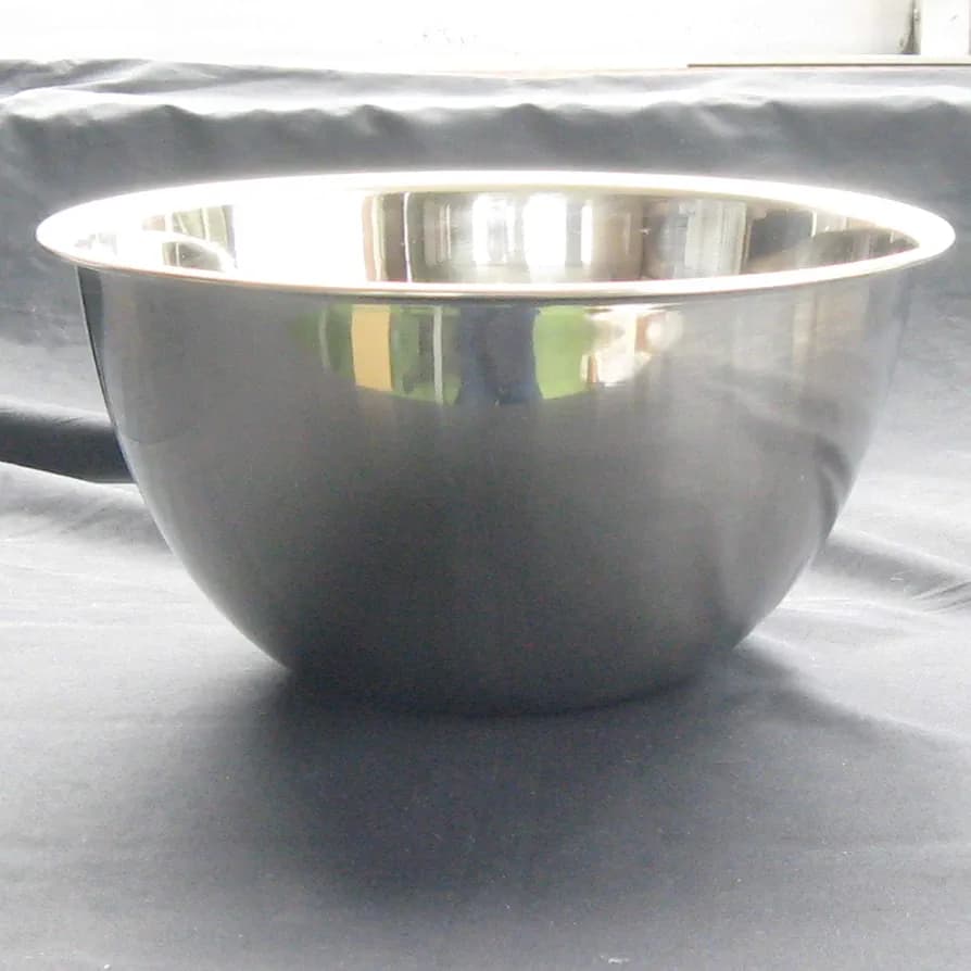 MEASURING BOWL 30CM 